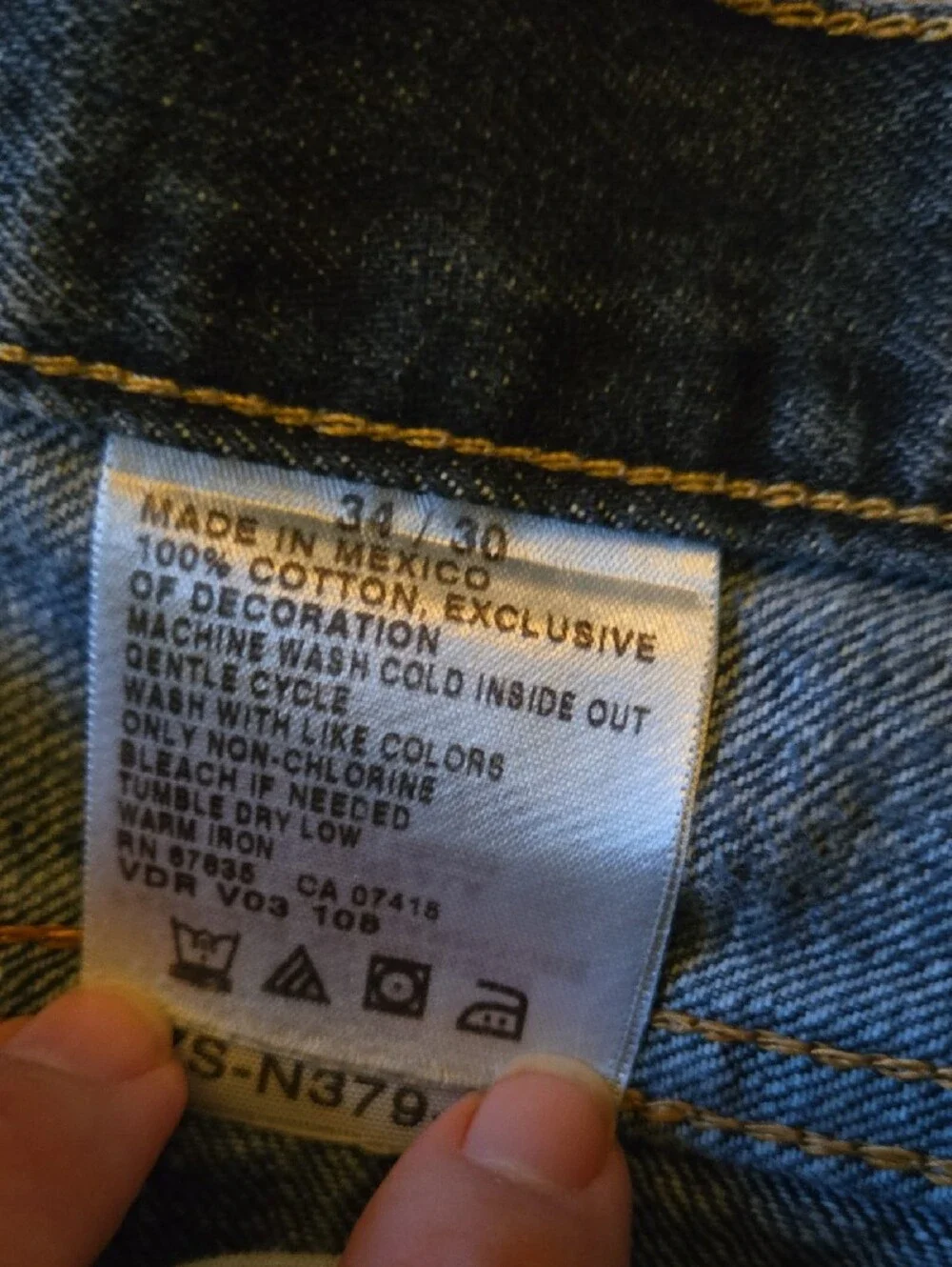 Nautica Men’s Relaxed Straight Jeans - Dark Blue. Great Condition. Size 34/30
